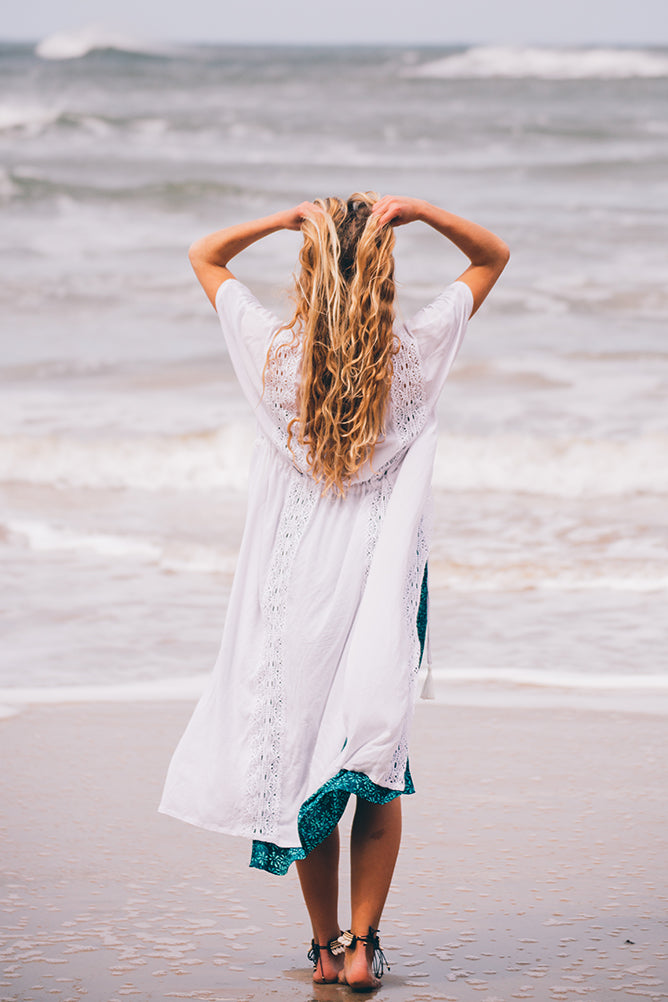 Chelsea Lace Kimono- White