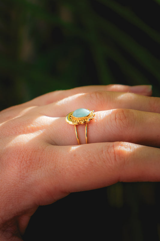 Larimar Moon Ring Gold