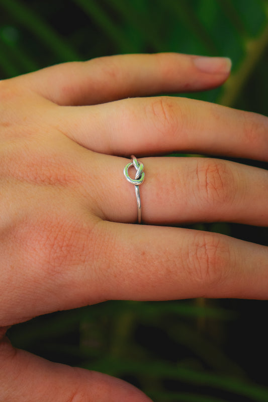Love Knot Ring Silver